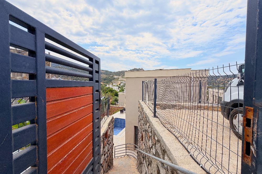 Bodrum Gündoğan Kiralık 2+1 Havuzlu Villa