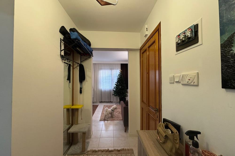 Karşıyaka Demirköprü'de Merkezi Konumda Kiralık 2+1 Daire