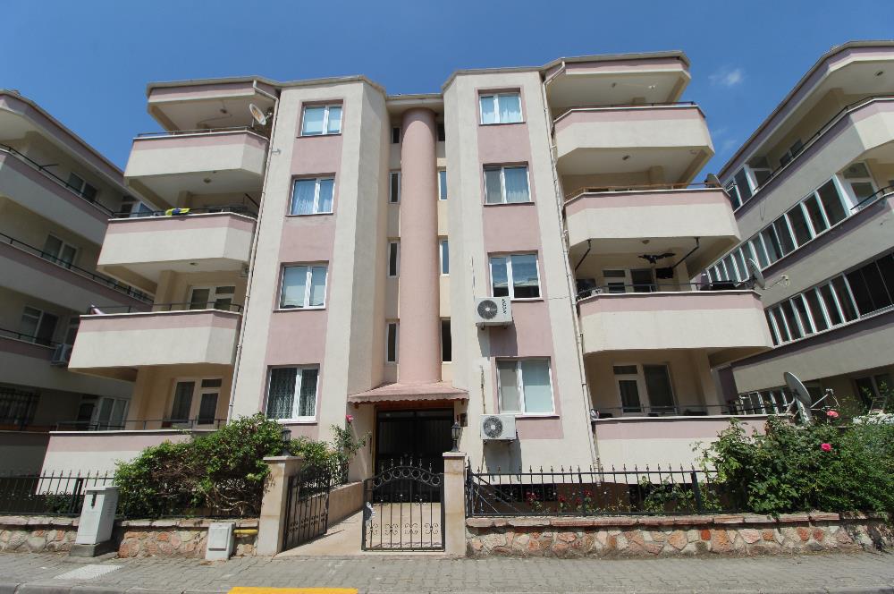 PAŞAALANI MAHALLESİNDE SİTE İÇERİSİNDE ARA KAT SATILIK 3+1 DAİRE