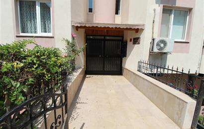 PAŞAALANI MAHALLESİNDE SİTE İÇERİSİNDE ARA KAT SATILIK 3+1 DAİRE