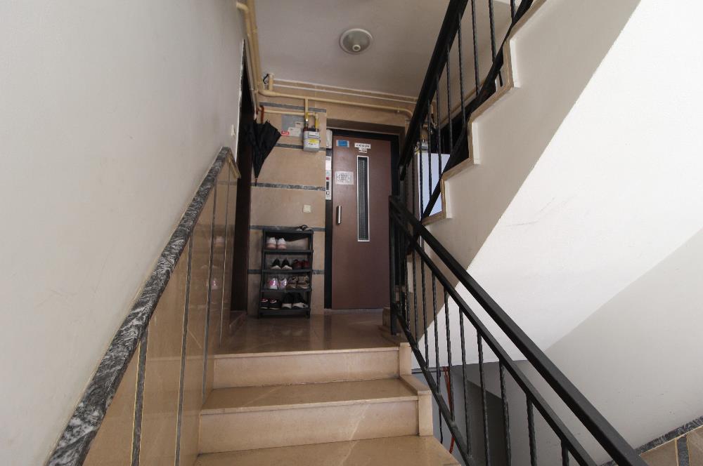 PAŞAALANI MAHALLESİNDE SİTE İÇERİSİNDE ARA KAT SATILIK 3+1 DAİRE