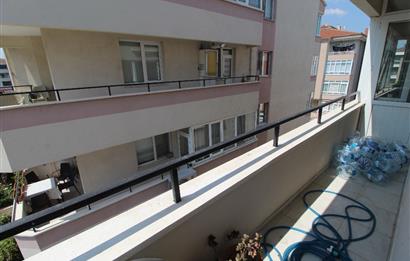 PAŞAALANI MAHALLESİNDE SİTE İÇERİSİNDE ARA KAT SATILIK 3+1 DAİRE