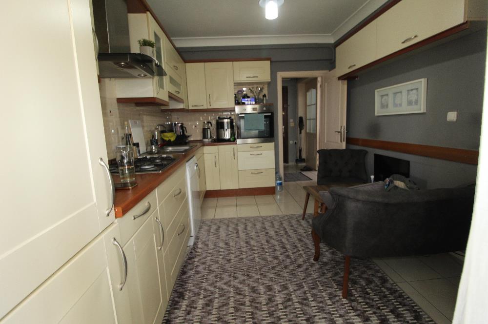 PAŞAALANI MAHALLESİNDE SİTE İÇERİSİNDE ARA KAT SATILIK 3+1 DAİRE
