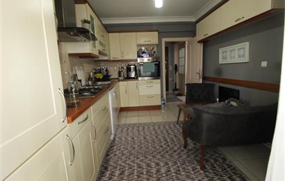 PAŞAALANI MAHALLESİNDE SİTE İÇERİSİNDE ARA KAT SATILIK 3+1 DAİRE