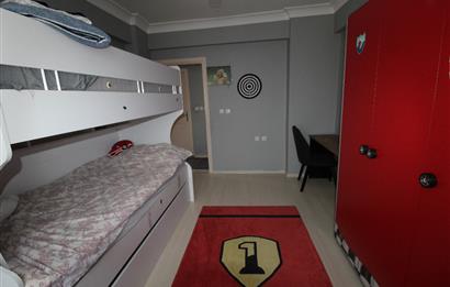 PAŞAALANI MAHALLESİNDE SİTE İÇERİSİNDE ARA KAT SATILIK 3+1 DAİRE