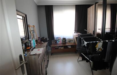 PAŞAALANI MAHALLESİNDE SİTE İÇERİSİNDE ARA KAT SATILIK 3+1 DAİRE
