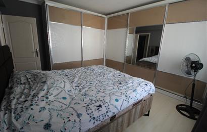 PAŞAALANI MAHALLESİNDE SİTE İÇERİSİNDE ARA KAT SATILIK 3+1 DAİRE