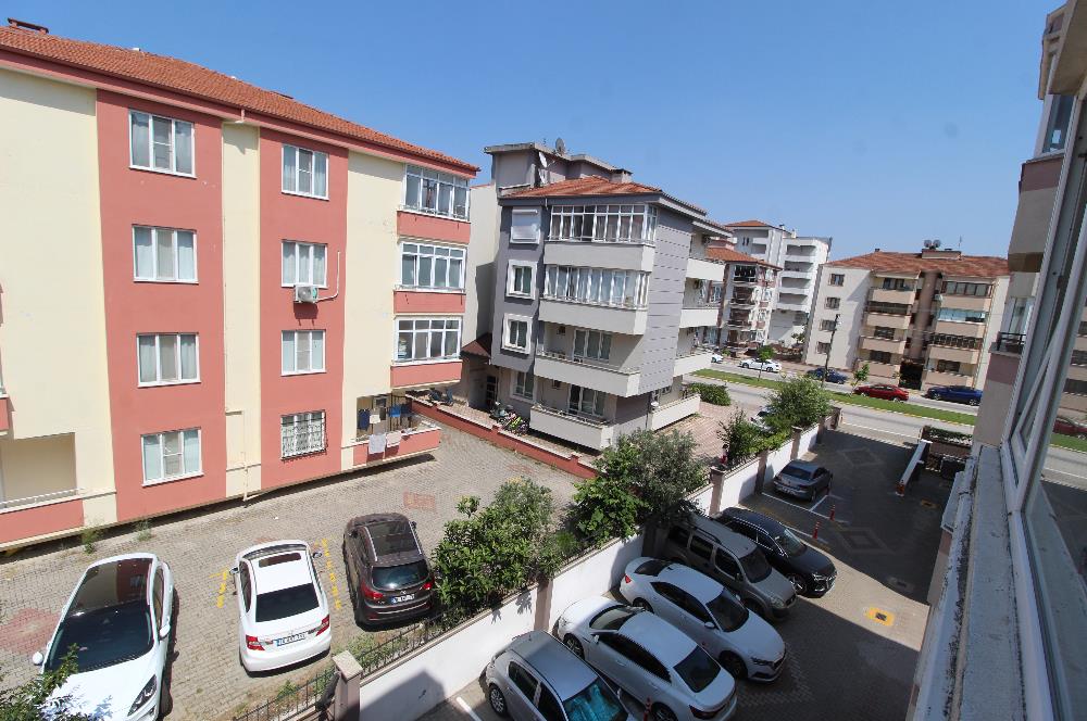 PAŞAALANI MAHALLESİNDE SİTE İÇERİSİNDE ARA KAT SATILIK 3+1 DAİRE