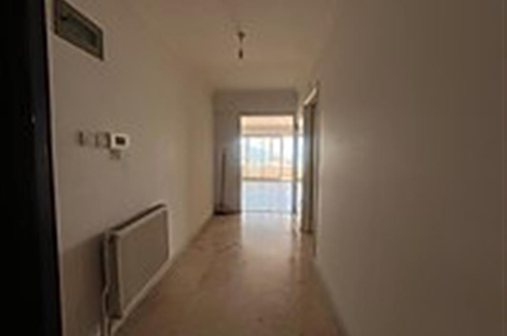 Bayraklı'da Panoramik Deniz Manzaralı Kiralık 3+1 Daire