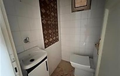 Bayraklı'da Panoramik Deniz Manzaralı Kiralık 3+1 Daire