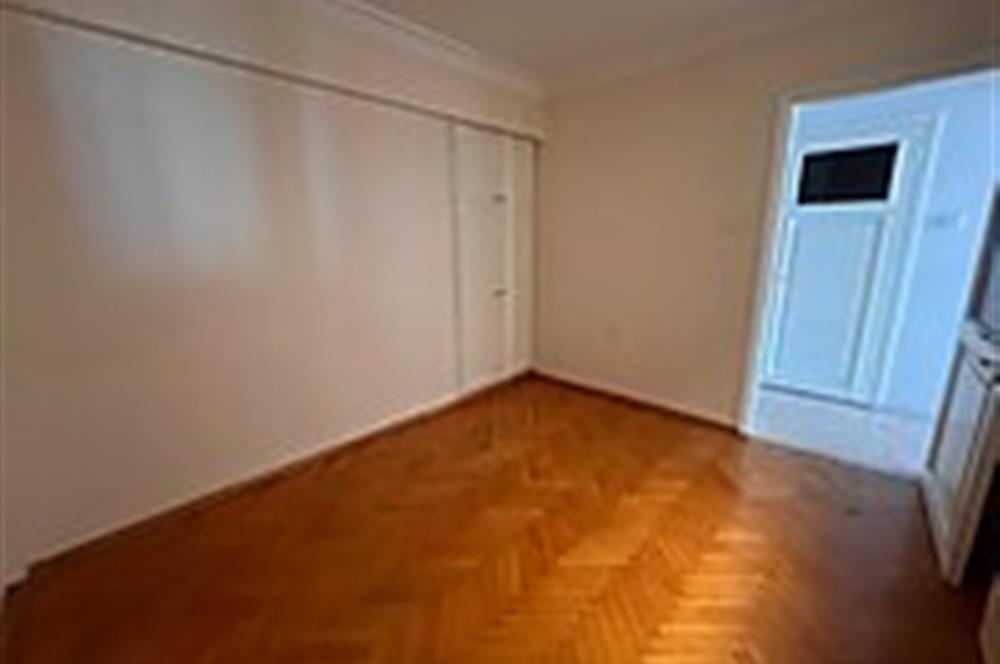 Bayraklı'da Panoramik Deniz Manzaralı Kiralık 3+1 Daire