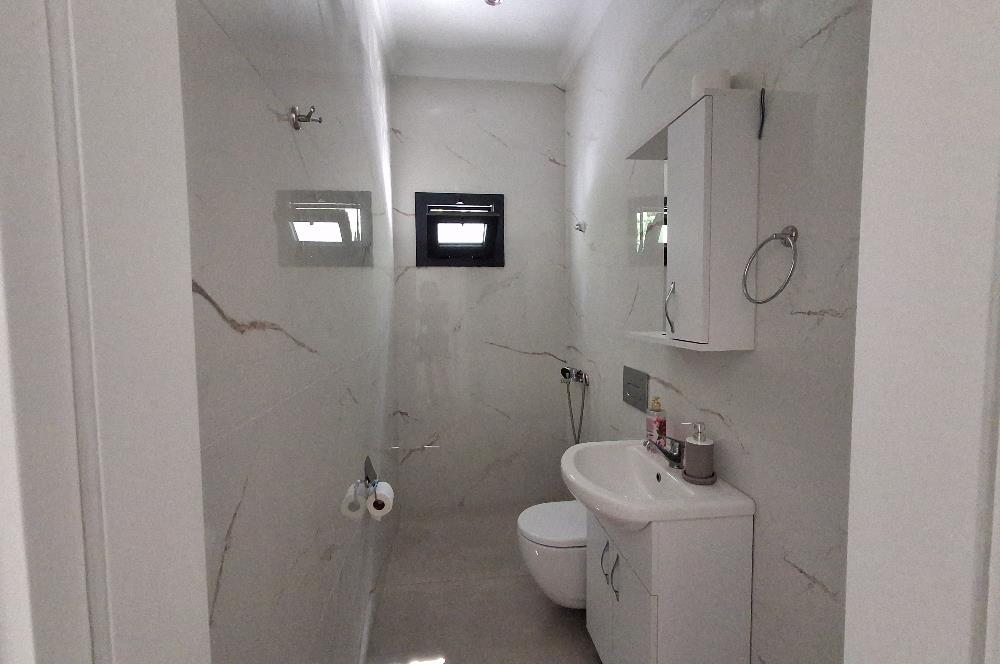 Bodrum Konacık mükemmel konumda 1+1 kiralık ofis