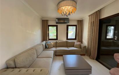 Eskiçeşme'de Havuzlu Sitede Eşyalı 3+1 Kiralık Dubleks