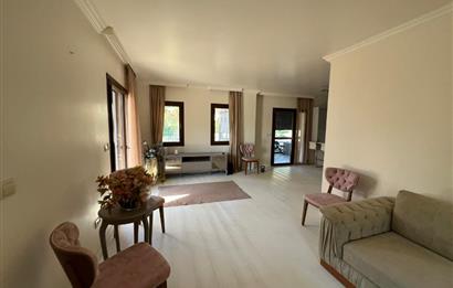 Eskiçeşme'de Havuzlu Sitede Eşyalı 3+1 Kiralık Dubleks