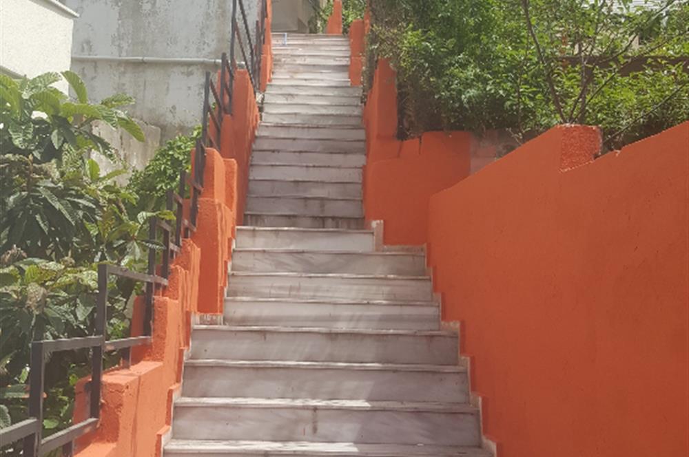 YALOVA ÇINARÇIK ESNKÖY KANARYA MEVKİNDE HARİKA TERS DUBLEX DAİRE