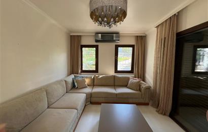 Eskiçeşme'de Havuzlu Sitede Eşyalı 3+1 Kiralık Dubleks