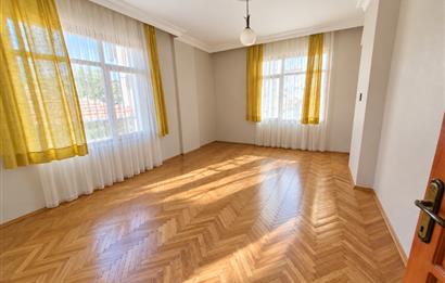 BAHÇEKÖY CEVİZ CAFE SOKAĞINDA KİRALIK 3+1 DAİRE