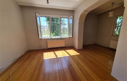 SARIYER ZÜMRÜTEVLER'DE KİRALIK 2+1 DAİRE