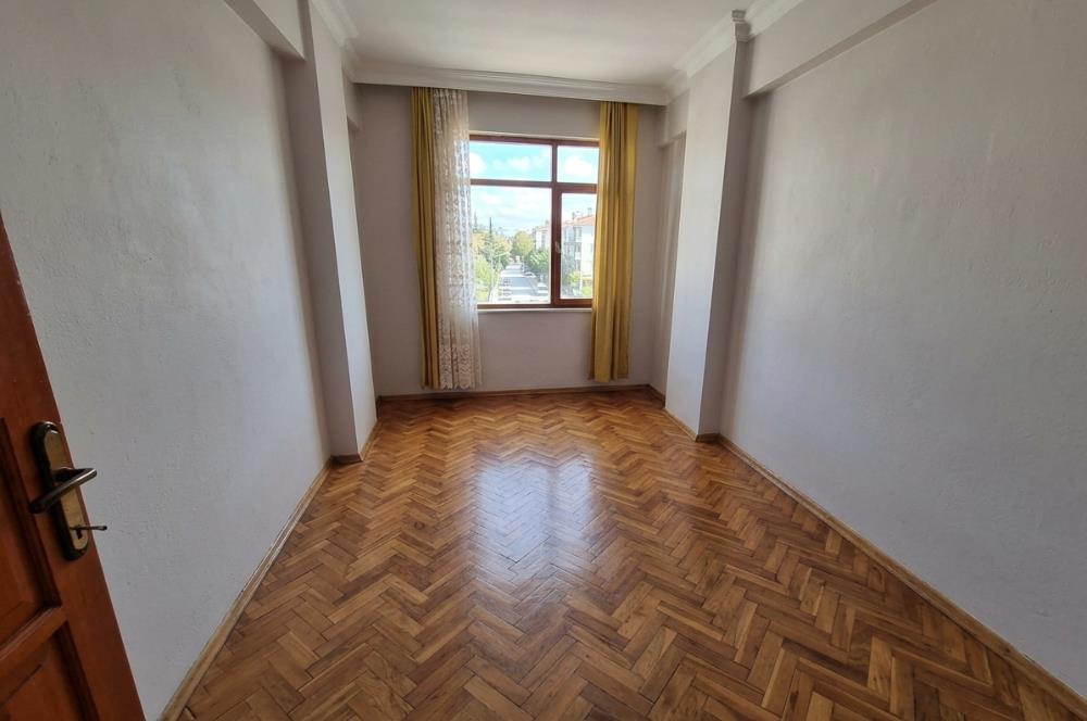 BAHÇEKÖY CEVİZ CAFE SOKAĞINDA KİRALIK 3+1 DAİRE