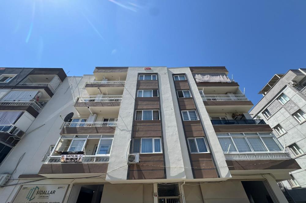 Manisa Sakarya Mh'de Merkezi Konumda Satılık 3+1 Daire