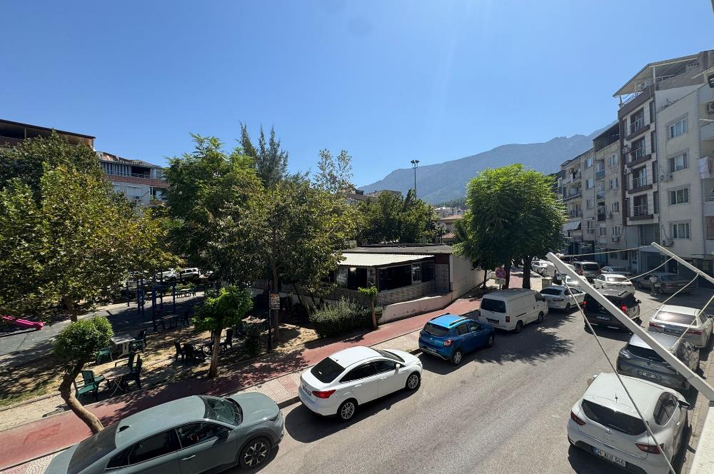 Manisa Sakarya Mh'de Merkezi Konumda Satılık 3+1 Daire