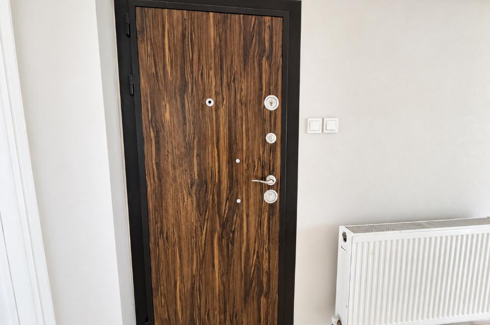 C21 Cius; Merkezi Konumda Çift Cepheli Bakımlı Kiralık 2+1 Daire
