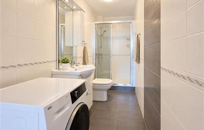 Bodrum Gündoğan’da Deniz Manzaralı Bahçe Katı Eşyalı 1+1 Kiralık Daire