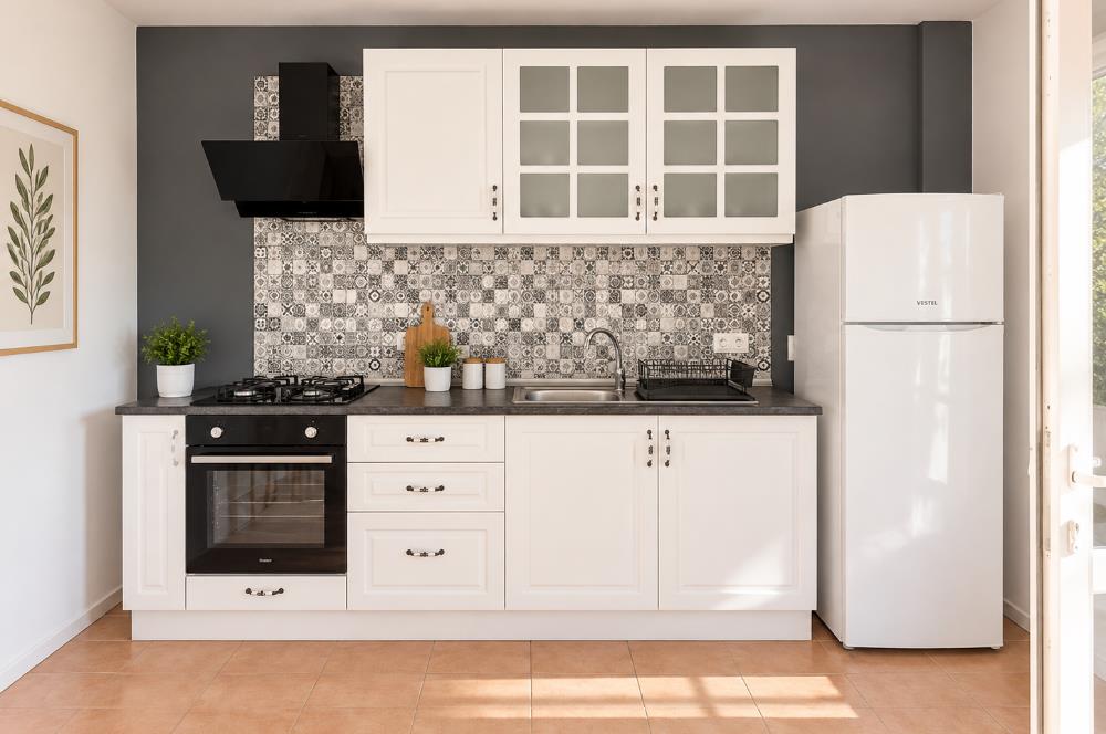 Bodrum Gündoğan’da Deniz Manzaralı Bahçe Katı Eşyalı 1+1 Kiralık Daire