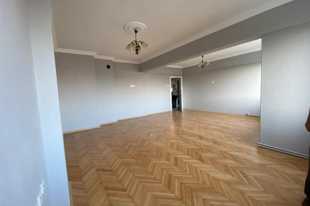 C21 Bal'dan Ege Mahallesinde Kiralık 3+1 Daire