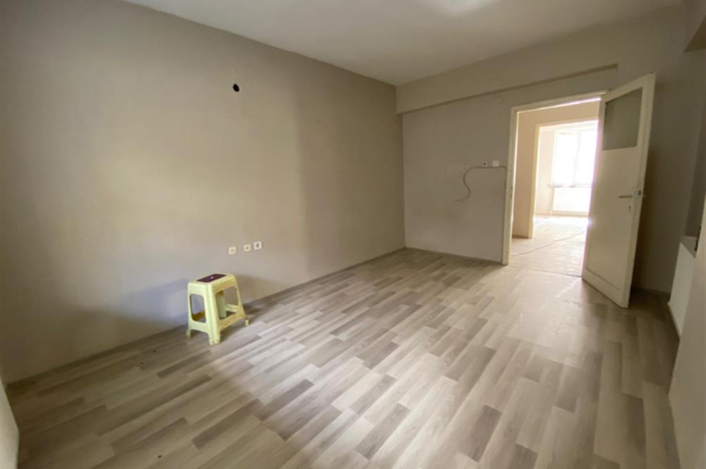 C21 Bal'dan 1. Oruçgazi Mahallesinde Satılık 2+1 Daire