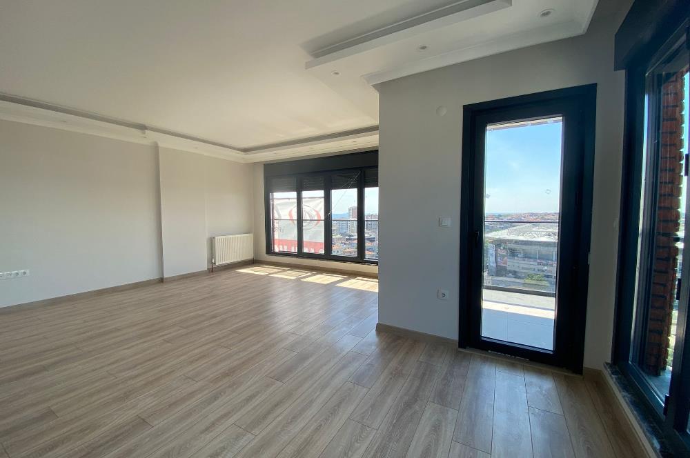 KIZILTOPRAK'TA METROBÜSE YÜRÜME MESAFESİNDE YENİ 3+1 KİRALIK
