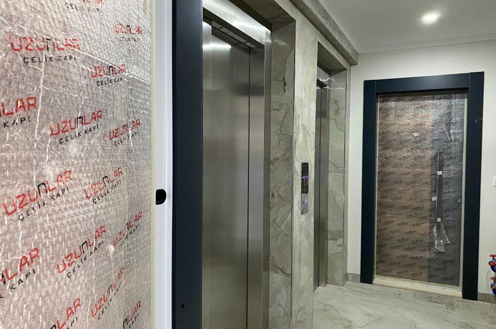 KIZILTOPRAK'TA METROBÜSE YÜRÜME MESAFESİNDE YENİ 3+1 KİRALIK