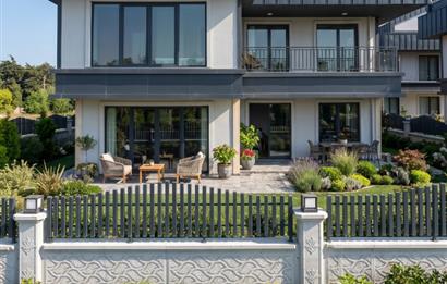 Silivri Gümüşyaka'da Deniz Manzaralı 5+1 Lüks Villa
