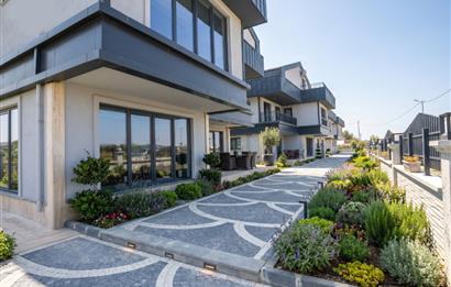 Silivri Gümüşyaka'da Deniz Manzaralı 5+1 Lüks Villa