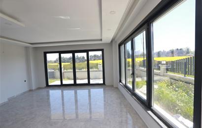 Silivri Gümüşyaka'da Deniz Manzaralı 5+1 Lüks Villa