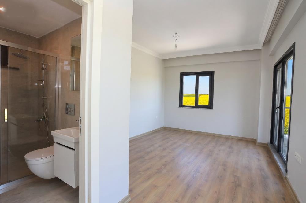 Silivri Gümüşyaka'da Deniz Manzaralı 5+1 Lüks Villa
