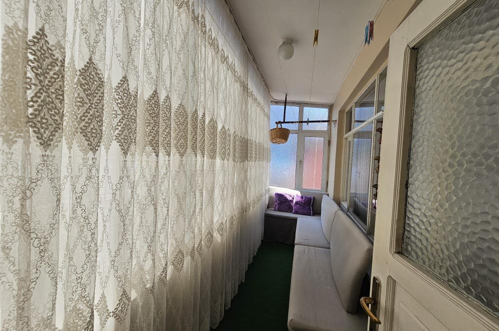 KAĞITHANE MERKEZ MAHALLESİ 3+1 ARA KAT ULAŞIMI RAHAT DAİRE