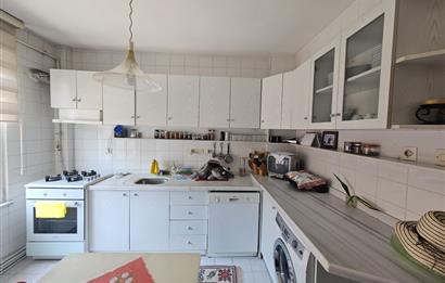 KAĞITHANE MERKEZ MAHALLESİ 3+1 ARA KAT ULAŞIMI RAHAT DAİRE
