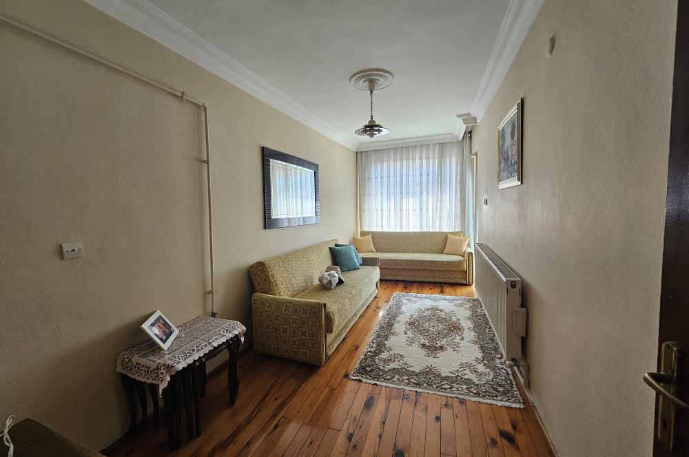 KAĞITHANE MERKEZ MAHALLESİ 3+1 ARA KAT ULAŞIMI RAHAT DAİRE