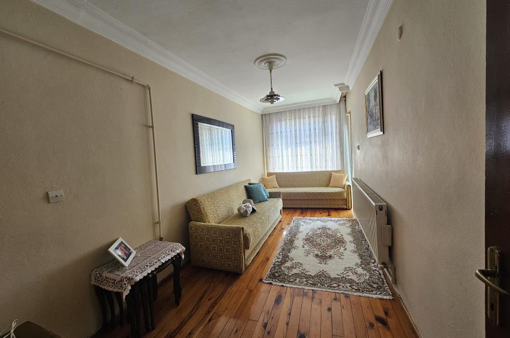 KAĞITHANE MERKEZ MAHALLESİ 3+1 ARA KAT ULAŞIMI RAHAT DAİRE