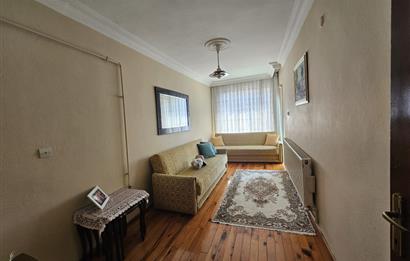 KAĞITHANE MERKEZ MAHALLESİ 3+1 ARA KAT ULAŞIMI RAHAT DAİRE