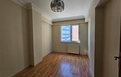 KEMERBURGAZ CAD. ÜZERİNDE KİRALIK 3+1 KAPALI MUTFAK ÇİFT BALKON