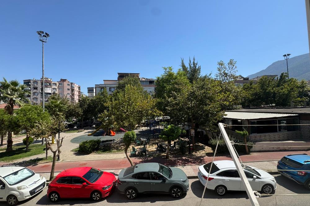 Manisa Sakarya Mh'de Merkezi Konumda Satılık 3+1 Daire