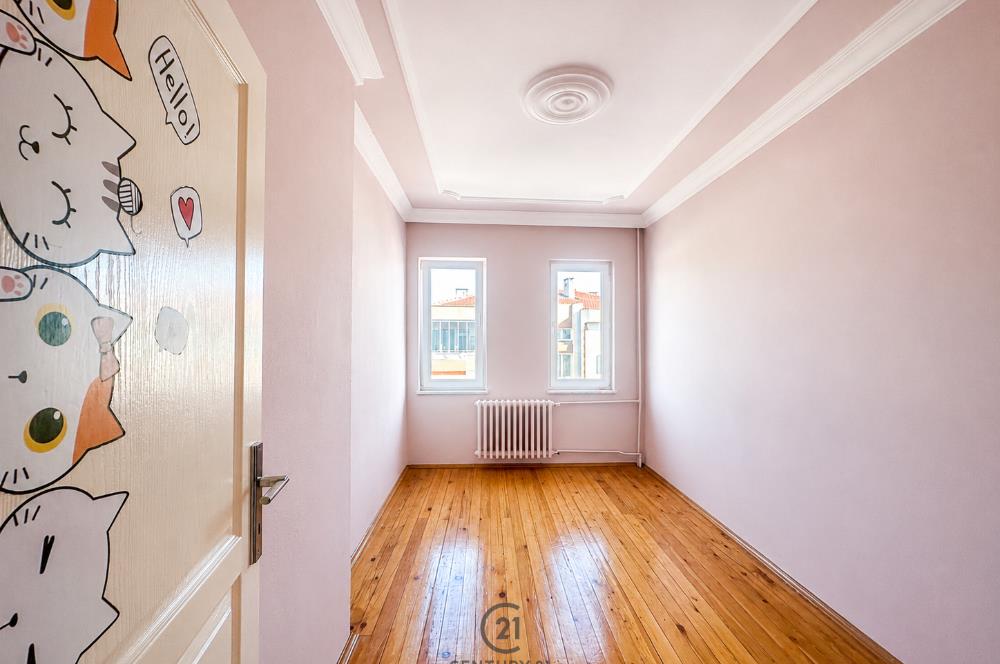 Paşaalanı Mahallesinde Site içinde Satılık 3+1 Daire ( C21 Bal'dan)