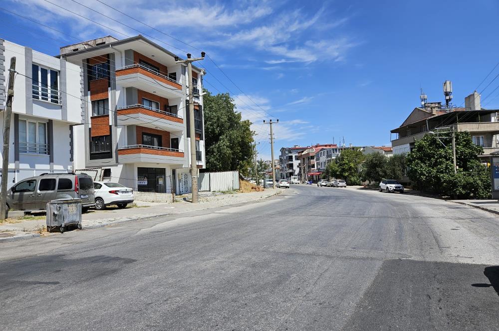 CENTURY21 BAL ÇAKMAK CADDESİNDE ÖNÜ KAPATILABİLİR SATILIK DÜKKAN
