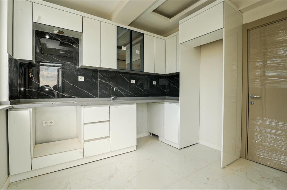 C21 Cius; Ovaakça Çeşmabaşı'nda Sıfır 5+1 Dubleks Daire