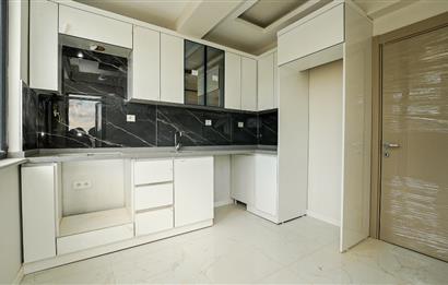C21 Cius; Ovaakça Çeşmabaşı'nda Sıfır 5+1 Dubleks Daire