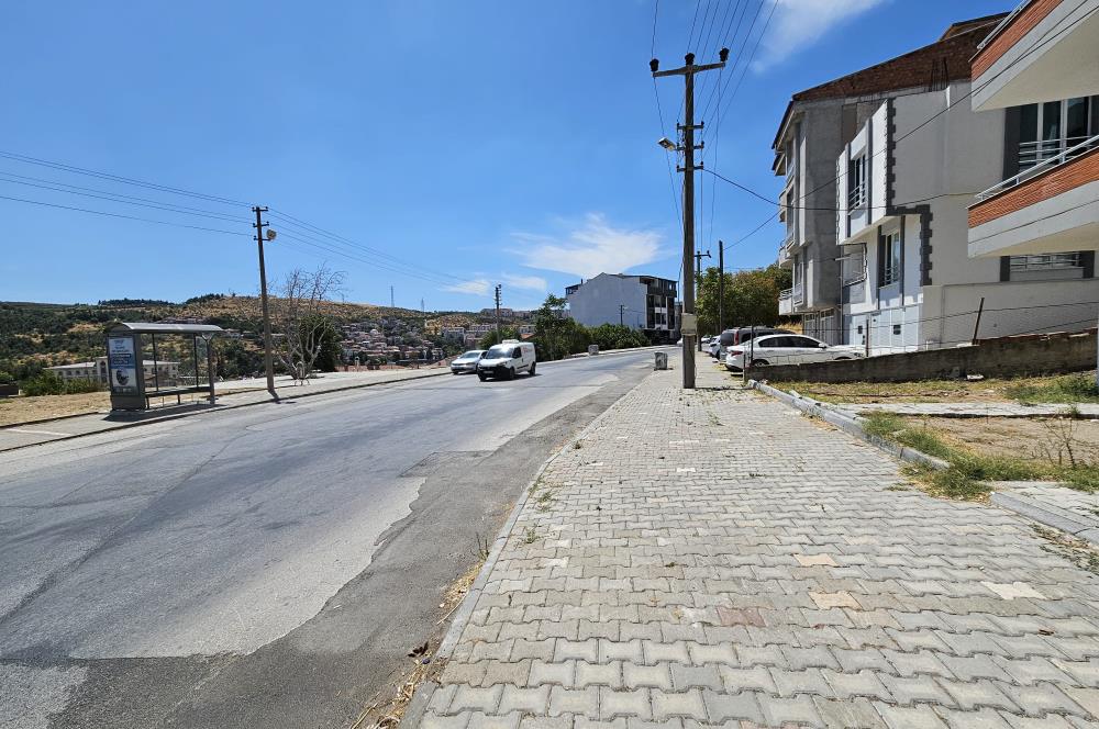 CENTURY21 BAL ÇAKMAK CADDESİNDE ÖNÜ KAPATILABİLİR SATILIK DÜKKAN