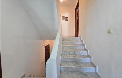Gündoğan Denizatı Sitesi'nde Deniz Manzaralı 3+1 Tripleks Villa
