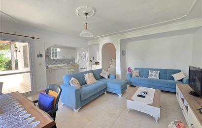 Gündoğan Denizatı Sitesi'nde Deniz Manzaralı 3+1 Tripleks Villa